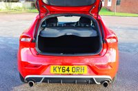 USED 2014 64 VOLVO V40 1.6 D2 R-Design Lux Hatchback 5dr Diesel Powershift Euro 5 (s/s) (115 ps) Just Serviced Ready to Drive Away