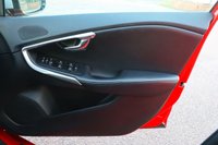 USED 2014 64 VOLVO V40 1.6 D2 R-Design Lux Hatchback 5dr Diesel Powershift Euro 5 (s/s) (115 ps) Just Serviced Ready to Drive Away