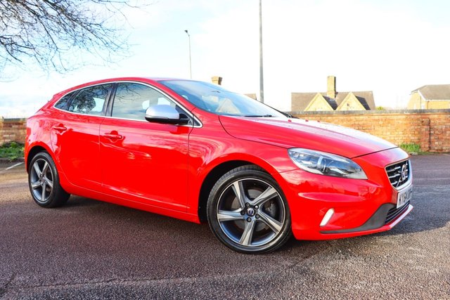 2014 VOLVO V40 - Photo 2