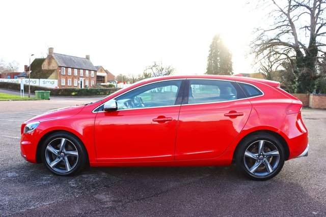 2014 VOLVO V40 - Photo 7