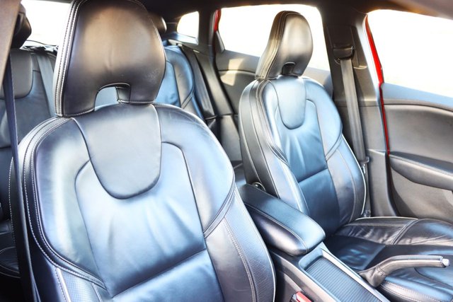 2014 VOLVO V40 - Photo 10