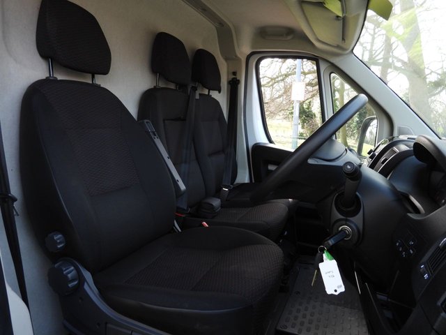 2022 Vauxhall Movano 2.2L Dynamic 5dr - Photo 12