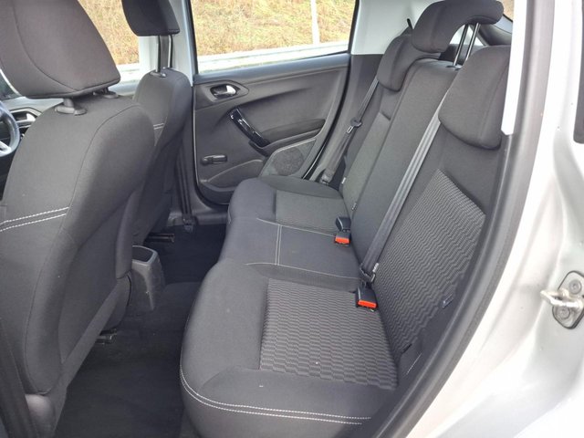 2016 PEUGEOT 208 - Photo 9