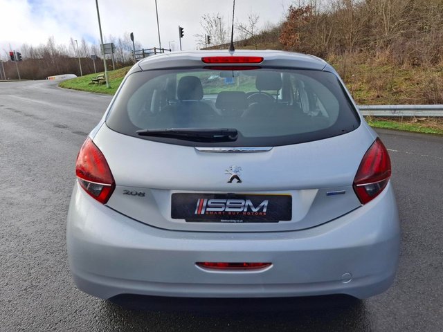 2016 PEUGEOT 208 - Photo 10