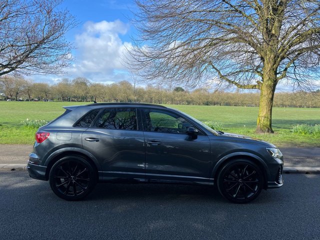2020 Audi RS Q3 2.5L Audi Sport Edition 5dr - Photo 5