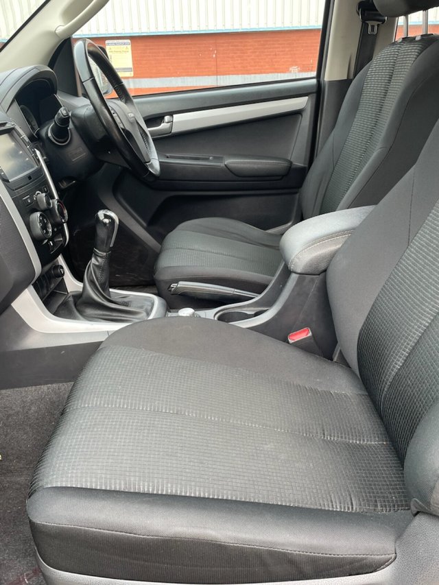 2017 ISUZU D-MAX 1.9 TD Yukon Pickup Double Cab 4dr Diesel Manual 4WD Euro 6 (164 ps) - Photo 10