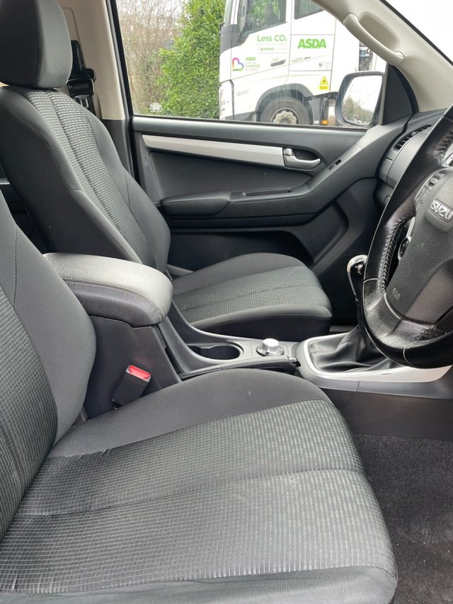 2017 ISUZU D-MAX 1.9 TD Yukon Pickup Double Cab 4dr Diesel Manual 4WD Euro 6 (164 ps) - Photo 4