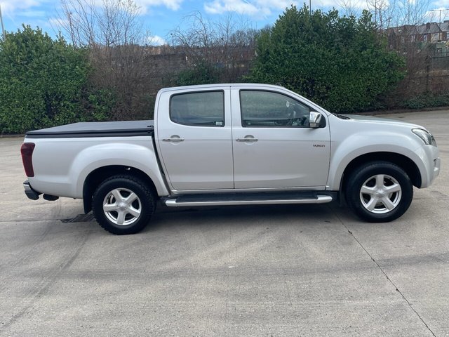 2017 ISUZU D-MAX 2.5 TD Yukon Huntsman Pickup 4dr Diesel Automatic 4x4 (220 g/km, 161 bhp) - Photo 5