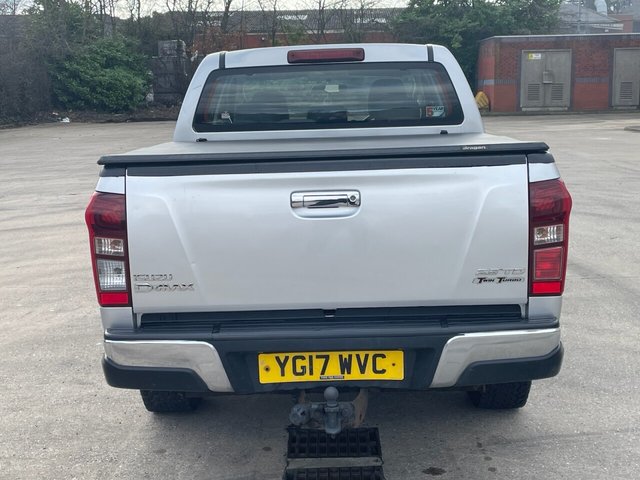2017 ISUZU D-MAX 2.5 TD Yukon Huntsman Pickup 4dr Diesel Automatic 4x4 (220 g/km, 161 bhp) - Photo 8