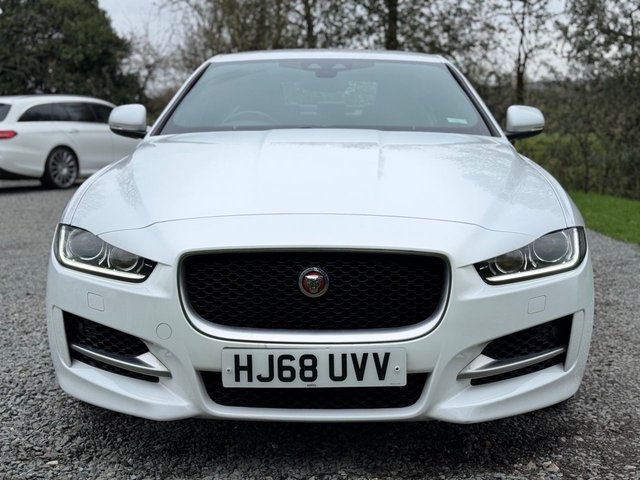2018 JAGUAR XE 2.0i GPF R-Sport Saloon 4dr Petrol Auto Euro 6 (s/s) (200 ps) - Photo 6
