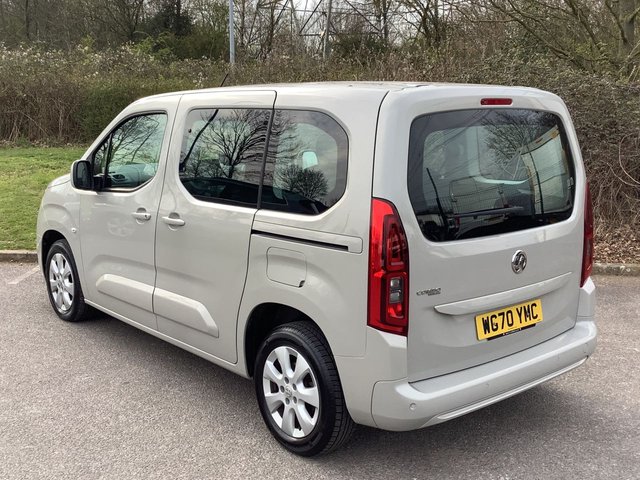 2020 VAUXHALL COMBO LIFE - Photo 3