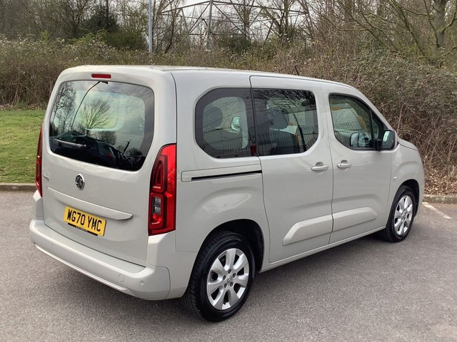 2020 VAUXHALL COMBO LIFE - Photo 5