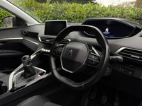 USED 2019 69 PEUGEOT 3008 1.2 PureTech Allure SUV 5dr Petrol Manual Euro 6 (s/s) (130 ps) 