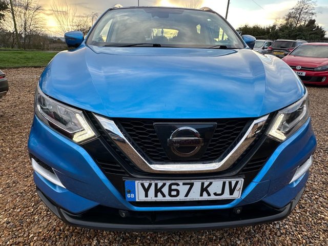 2017 Nissan Qashqai 1.5L N-Connecta 5dr - Photo 3