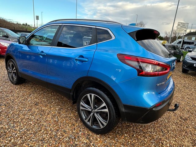 2017 Nissan Qashqai 1.5L N-Connecta 5dr - Photo 9