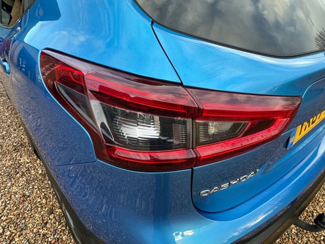 2017 Nissan Qashqai 1.5L N-Connecta 5dr - Photo 12