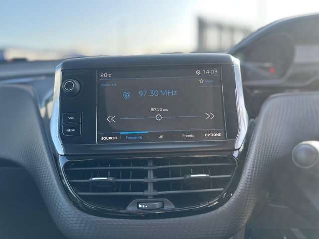 2017 PEUGEOT 208 - Photo 11