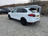 USED 2013 63 PORSCHE CAYENNE 4.2 TD V8 S SUV 5dr Diesel TiptronicS 4WD Euro 5 (s/s) (382 ps) 