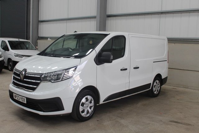 2023 RENAULT TRAFIC - Photo 8