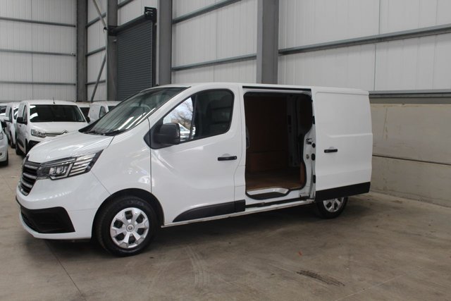 2023 RENAULT TRAFIC - Photo 10