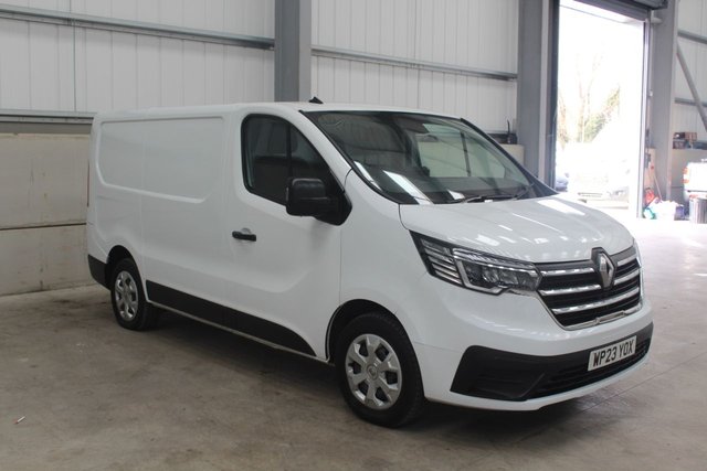 2023 RENAULT TRAFIC