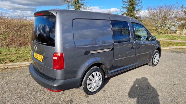 2019 VOLKSWAGEN CADDY MAXI - Photo 5