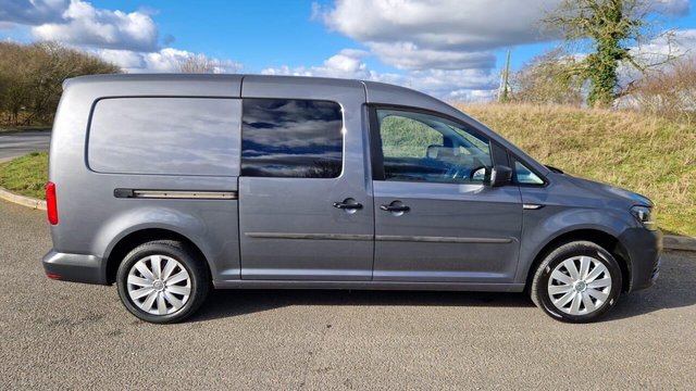 2019 VOLKSWAGEN CADDY MAXI - Photo 4