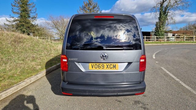 2019 VOLKSWAGEN CADDY MAXI - Photo 6