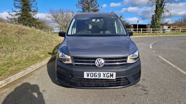 2019 VOLKSWAGEN CADDY MAXI - Photo 2