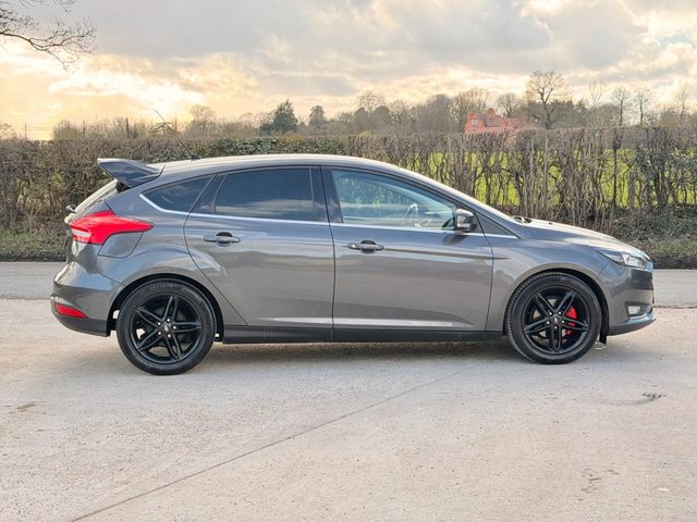 2016 Ford Focus 1L Titanium 5dr - Photo 7