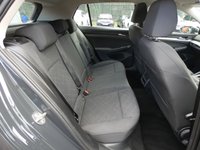 USED 2022 22 VOLKSWAGEN GOLF 1.5 eTSI MHEV Life 5d Petrol Hybrid DSG 150 S/S SAT NAV, APP-CONNECT FOR WIRELESS APPLE CARPLAY / ANDROID AUTO, ACTIVE INFO DISPLAY VIRTUAL COCKPIT, WIRELESS PHONE CHARGER, DAB RADIO, BLUETOOTH, LANE ASSIST, FRONT ASSIST, ADAPTIVE CRUISE CONTROL & SPEED LIMITER, FRONT & REAR PARKING SENSORS, LED DAYTIME RUNNING LIGHTS, LEATHER TIPTRONIC FLAT BOTTOM MULTIFUNCTION STEERING WHEEL, AMBIENT LIGHTING, KEYLESS START, RAIN & LIGHT SENSORS, AUTO HILL HOLD, CLIMATE CONTROL, ILLUMINATING VANITY MIRRORS, DSG AUTO, 1 OWNER, SERVICE HISTORY