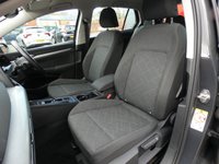 USED 2022 22 VOLKSWAGEN GOLF 1.5 eTSI MHEV Life 5d Petrol Hybrid DSG 150 S/S SAT NAV, APP-CONNECT FOR WIRELESS APPLE CARPLAY / ANDROID AUTO, ACTIVE INFO DISPLAY VIRTUAL COCKPIT, WIRELESS PHONE CHARGER, DAB RADIO, BLUETOOTH, LANE ASSIST, FRONT ASSIST, ADAPTIVE CRUISE CONTROL & SPEED LIMITER, FRONT & REAR PARKING SENSORS, LED DAYTIME RUNNING LIGHTS, LEATHER TIPTRONIC FLAT BOTTOM MULTIFUNCTION STEERING WHEEL, AMBIENT LIGHTING, KEYLESS START, RAIN & LIGHT SENSORS, AUTO HILL HOLD, CLIMATE CONTROL, ILLUMINATING VANITY MIRRORS, DSG AUTO, 1 OWNER, SERVICE HISTORY
