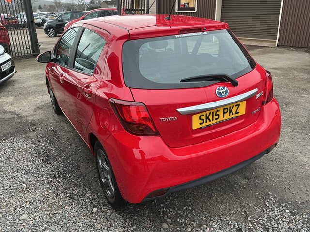 2015 TOYOTA YARIS - Photo 6