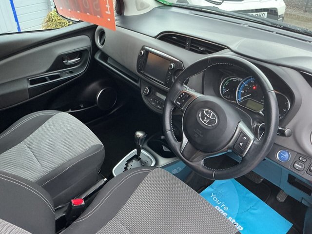 2015 TOYOTA YARIS - Photo 11