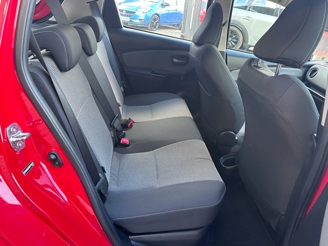 2015 TOYOTA YARIS - Photo 12