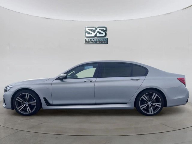 2018 BMW 7 Series 3L M Sport 4dr - Photo 6