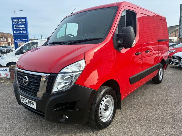 View our Nissan Interstar range