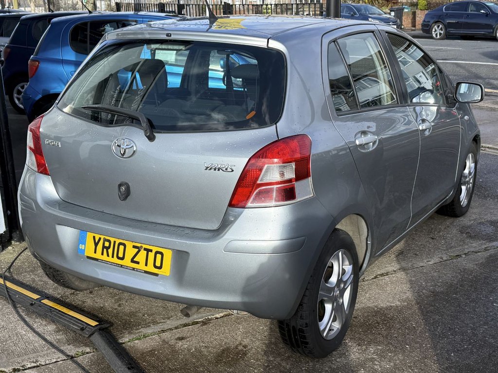 USED 2010 10 TOYOTA YARIS 1.33 Dual VVT-i TR Hatchback 5dr Petrol Manual Euro 4 (s/s) (101 ps) FULL SERVICE HISTORY