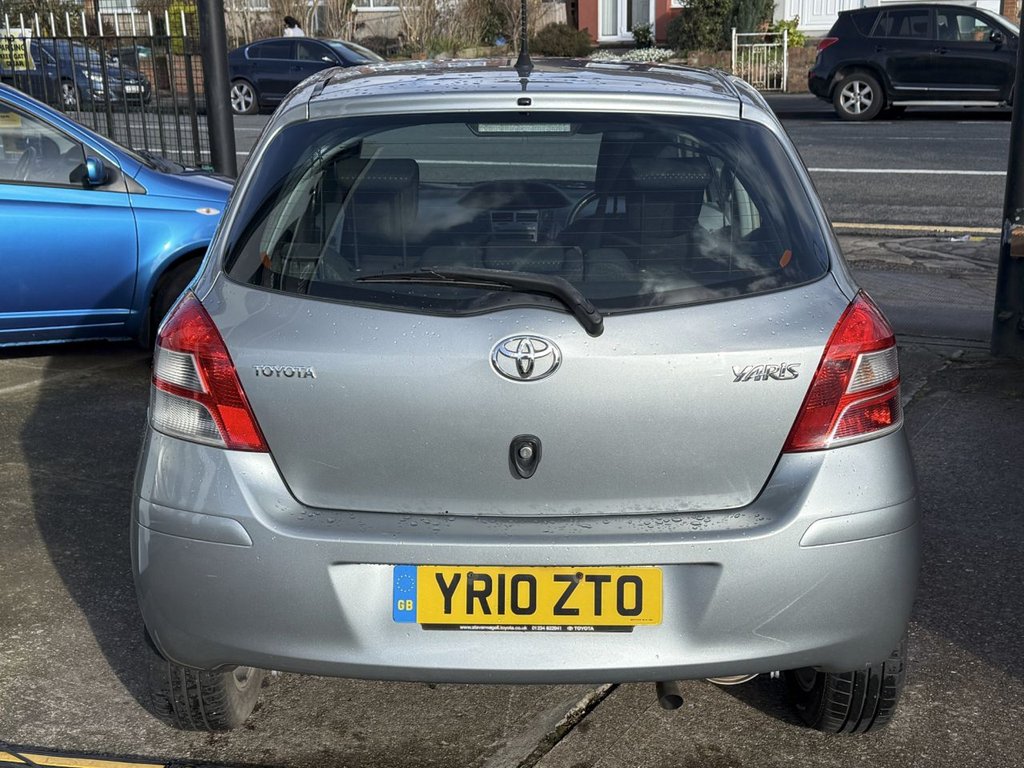 USED 2010 10 TOYOTA YARIS 1.33 Dual VVT-i TR Hatchback 5dr Petrol Manual Euro 4 (s/s) (101 ps) FULL SERVICE HISTORY