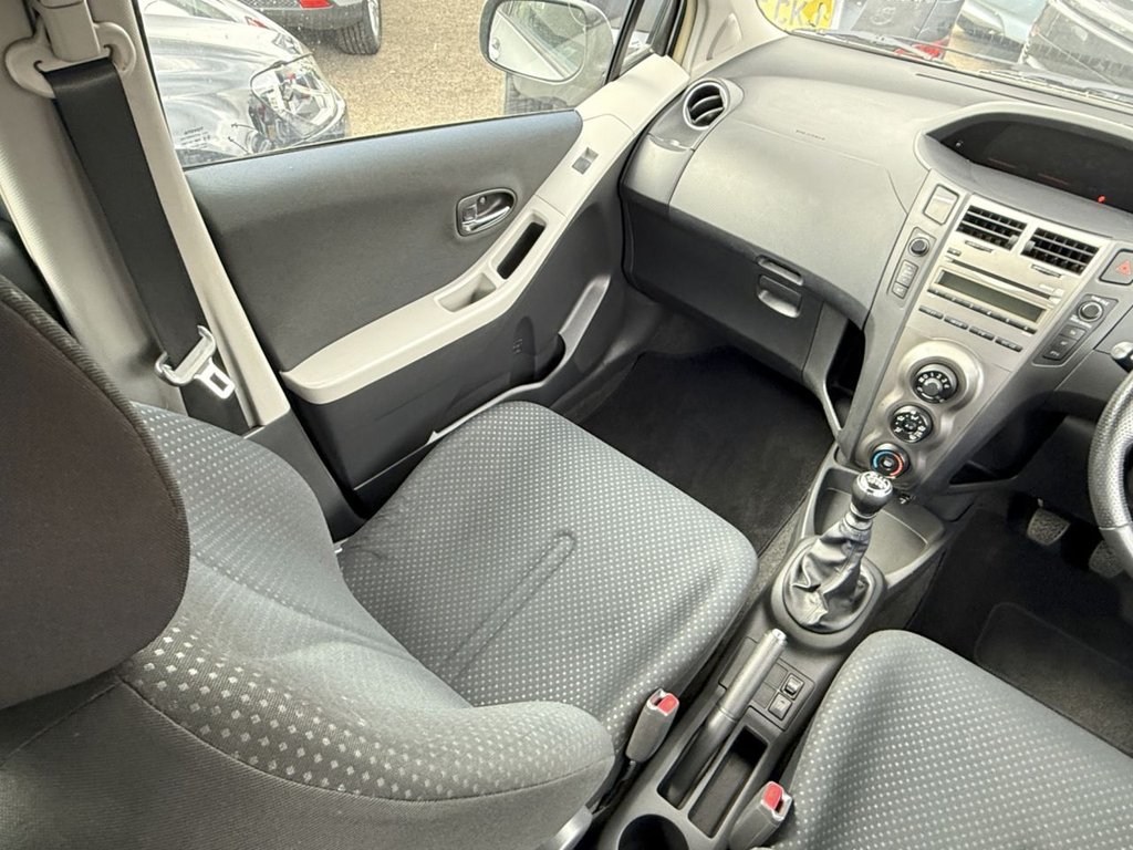 USED 2010 10 TOYOTA YARIS 1.33 Dual VVT-i TR Hatchback 5dr Petrol Manual Euro 4 (s/s) (101 ps) FULL SERVICE HISTORY