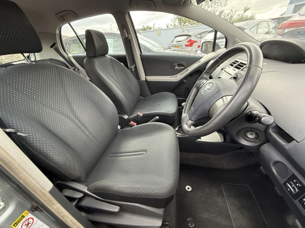 USED 2010 10 TOYOTA YARIS 1.33 Dual VVT-i TR Hatchback 5dr Petrol Manual Euro 4 (s/s) (101 ps) FULL SERVICE HISTORY