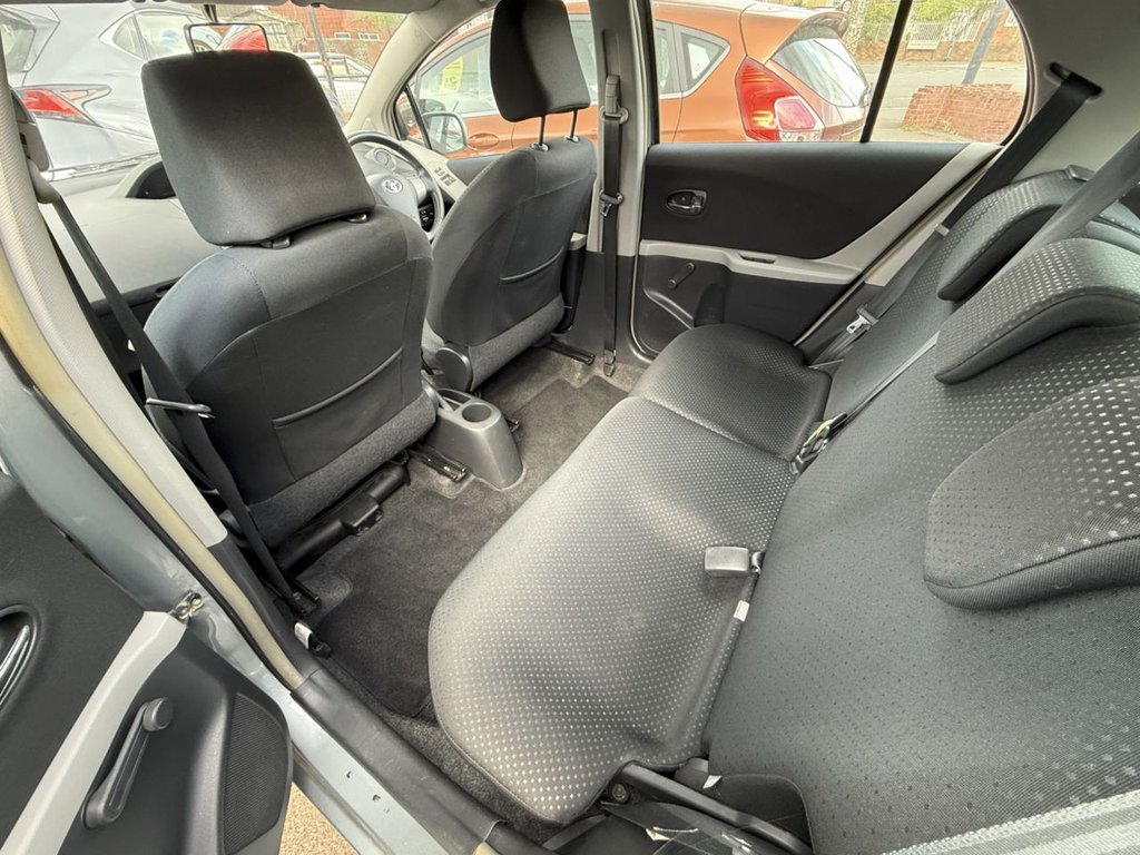 USED 2010 10 TOYOTA YARIS 1.33 Dual VVT-i TR Hatchback 5dr Petrol Manual Euro 4 (s/s) (101 ps) FULL SERVICE HISTORY