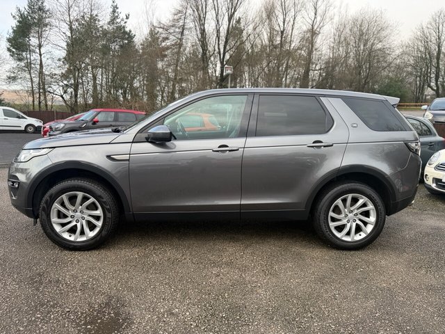 2018 Land Rover Discovery Sport 2L SE Tech 5dr - Photo 5