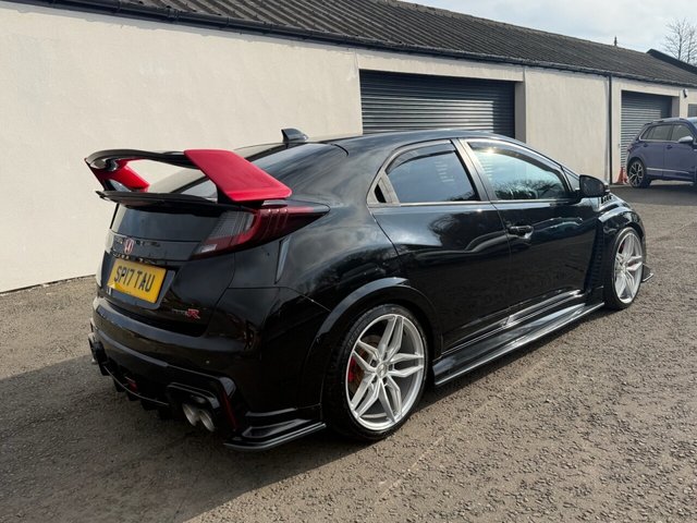 2017 HONDA CIVIC - Photo 4