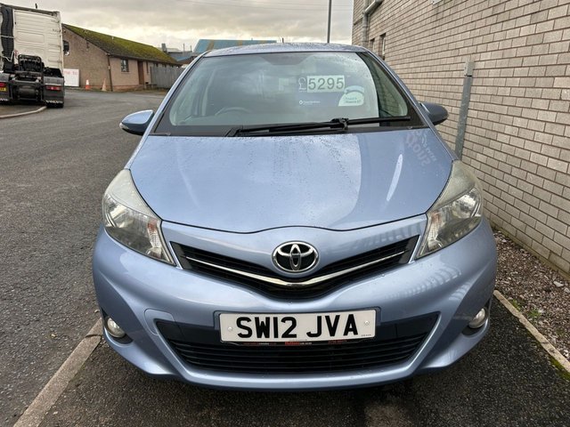 2012 Toyota Yaris 1.3L Sr 5dr - Photo 3