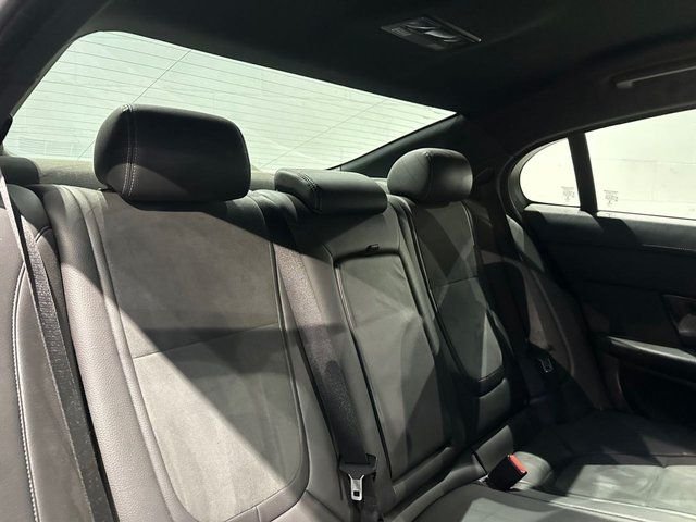 View our JAGUAR XF