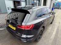 USED 2021 21 VOLKSWAGEN TOUAREG 3.0 TDI V6 R-Line Tech SUV 5dr Diesel Tiptronic 4Motion Euro 6 (s/s) (286 ps) 
