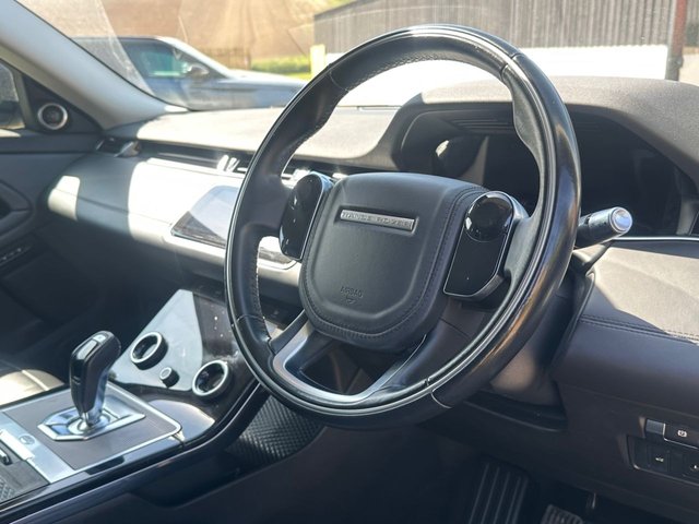 View our LAND ROVER RANGE ROVER EVOQUE