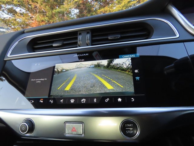 2020 JAGUAR I-PACE - Photo 11