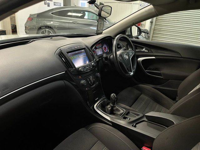 View our VAUXHALL INSIGNIA